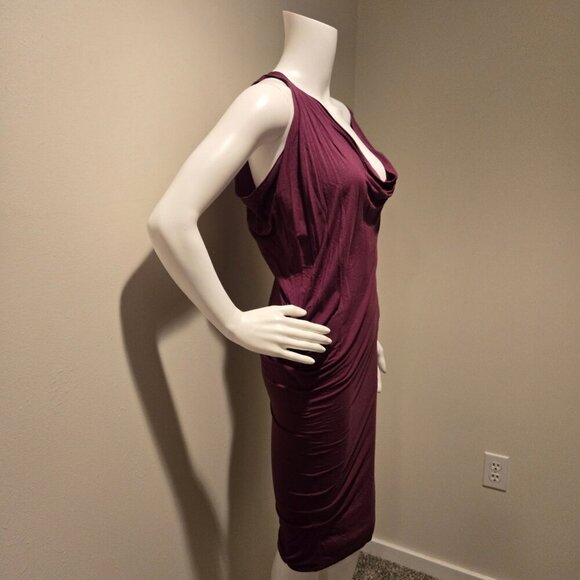 Alice & Olivia Gathered Layer Dress Maroon 12 - Picture 3 of 4